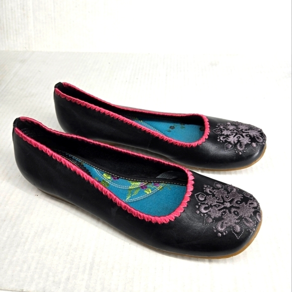 Clarks Indigo Embroidered boho Leather Flats 9 - Picture 1 of 6